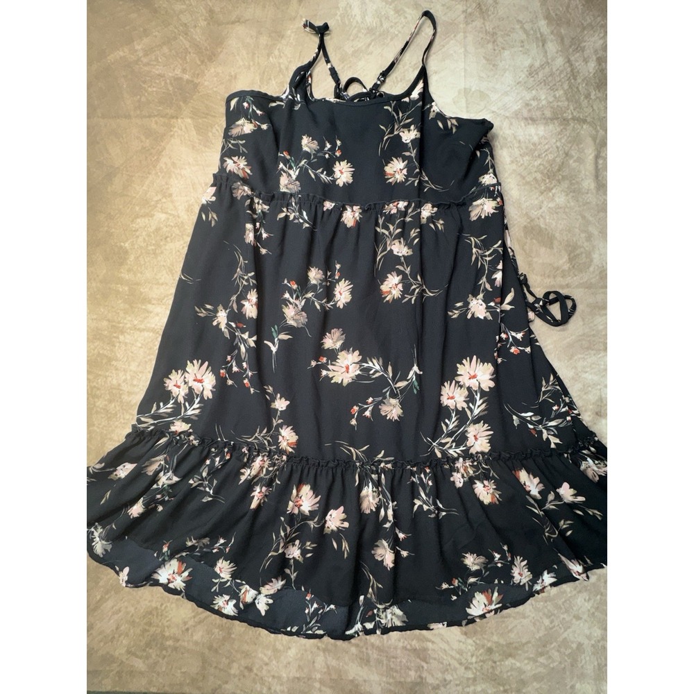 Women's Floral Print V-Neck Strappy Tie Front Babydoll Dress Xhilaration Medium